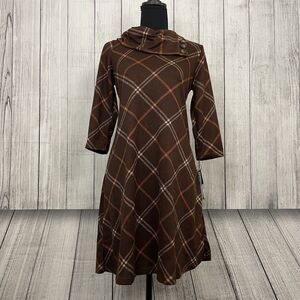 Sandra Darren Women's Small Brown Plaid Envelope Neck Hacci A-line Dress